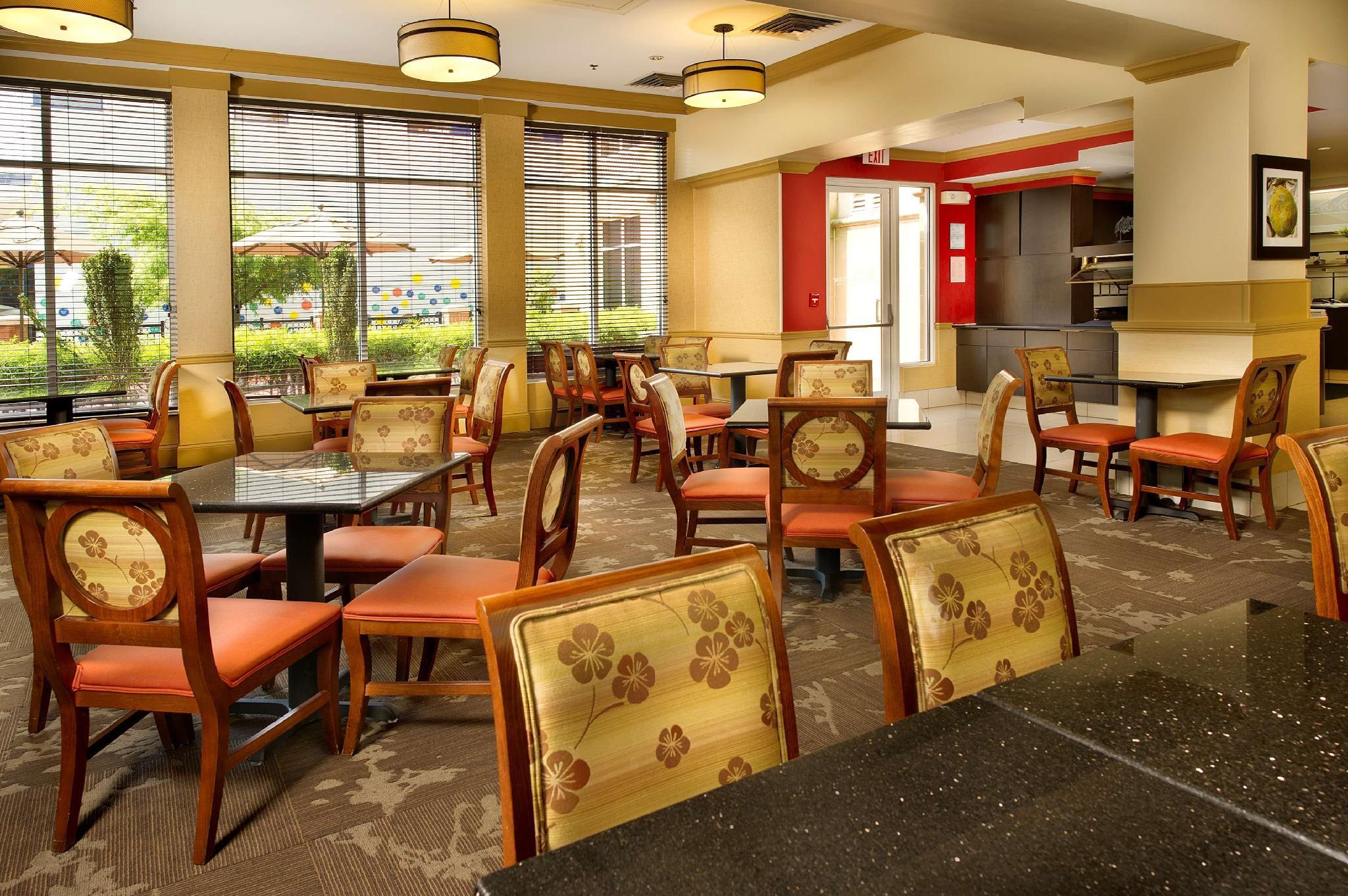 Hilton Garden Inn Chattanooga Downtown Restaurant billede